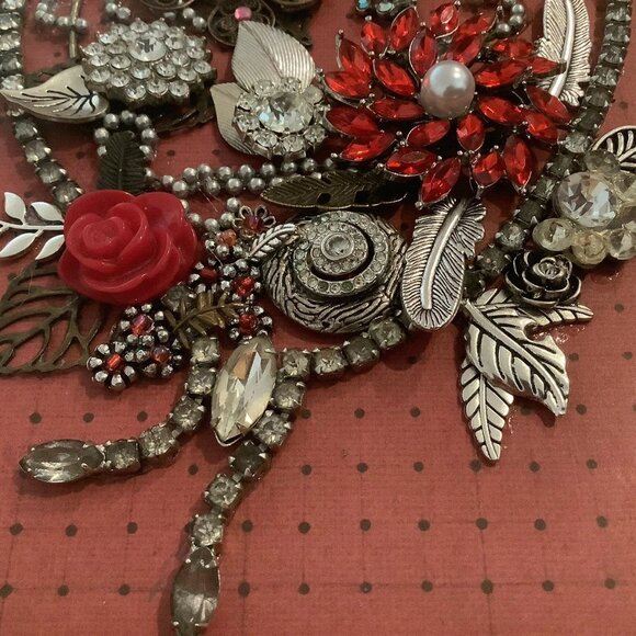 JEWELED PICTURE Shadow Box Antique Gold Frame Vintage & Mod Jewels Heart OOAK!! - Picture 4 of 5